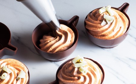 Milk chocolate chantilly