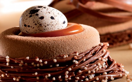 Arriba chocolate Easter Nest