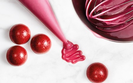 Ganache mit ruby rb1 für geformte pralinen