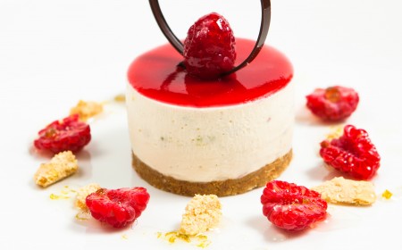 White chocolate, raspberry and lime cheesecake