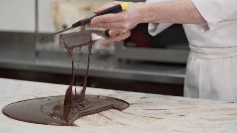 Tempering: The Table Tempering Method