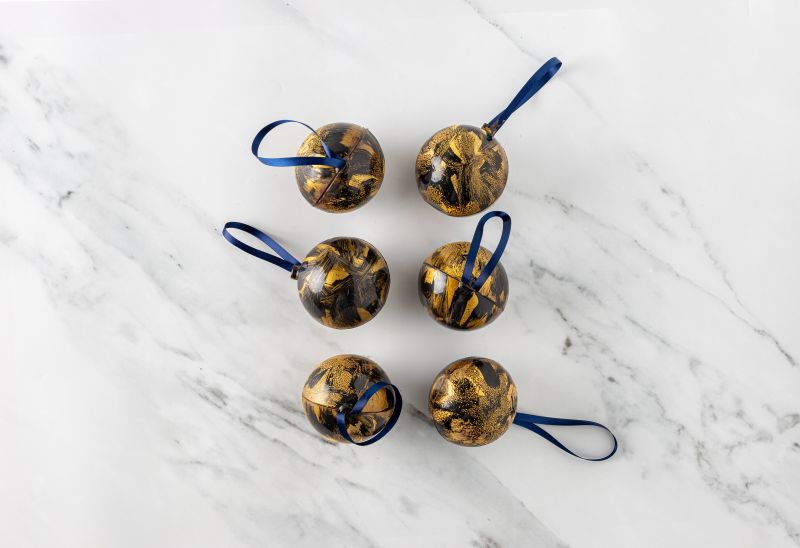 Black and Gold Chocolate Baubles