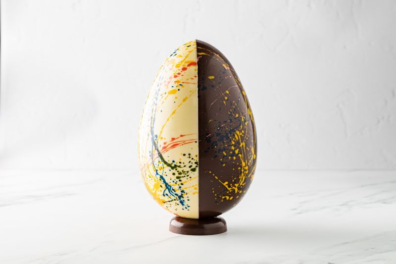 Easter Egg Decoration - Cocoa Butter Flicked