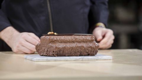 Chocolate – cydonia oblonga cake