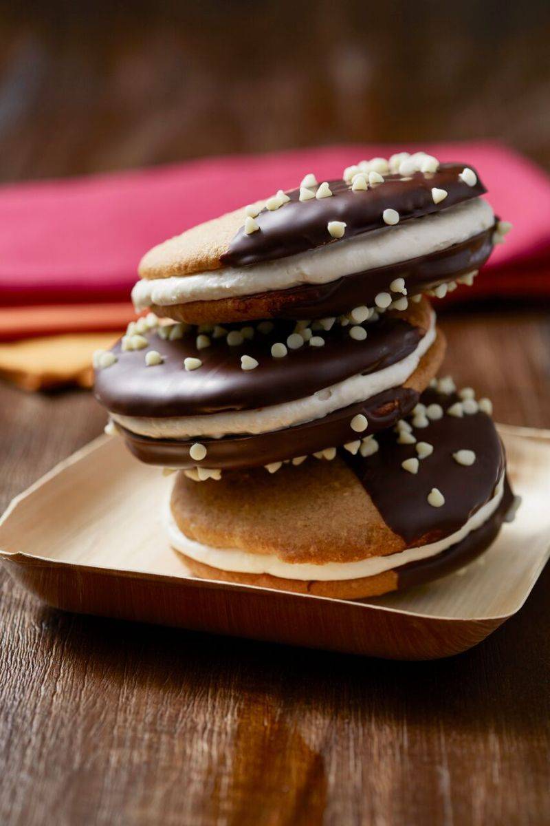 S'mores Whoopie Pies