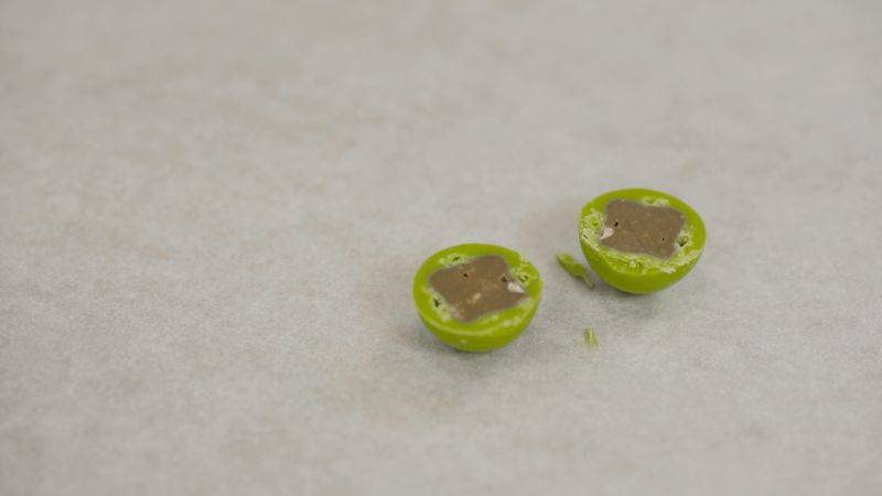 Fundamentals of Panning 2: Pistachio Crunchy Panning Introduction