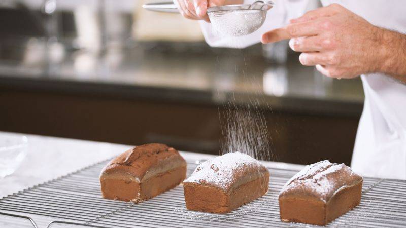 Dark Chocolate and Almond Cake