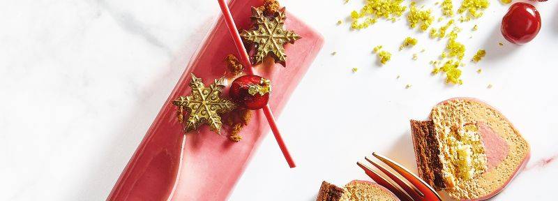 Świąteczne Ciasto z Ruby i Gold