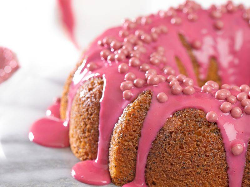 Bolo de Limão com Papoulas e Ganache Ruby