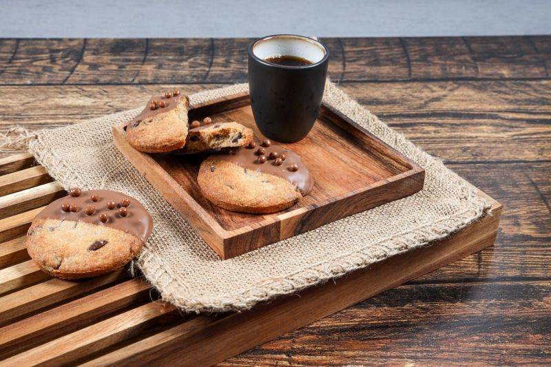 Chocolate Chip Cookies Milk 823