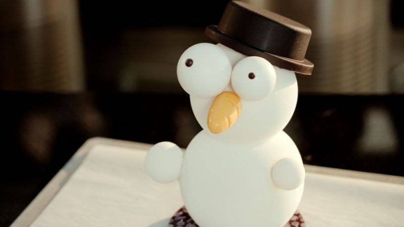 Snowmen Figurine
