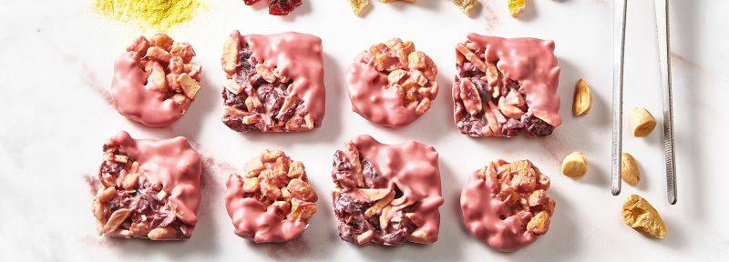 Ruby clusters met veenbessen