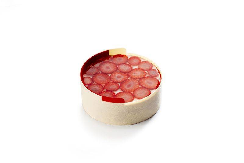 Strawberry White Chocolate Tartelet