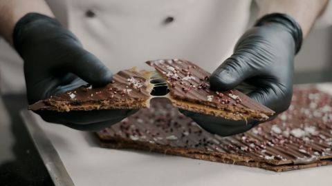 Demonstration video<span>Caramel Snacking Bark</span>