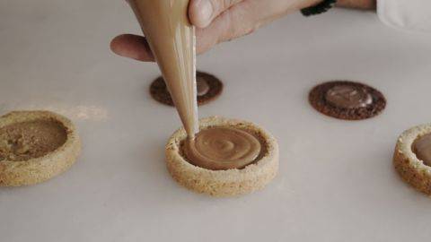 Demonstration video<span>Hazelnut Sablé</span>