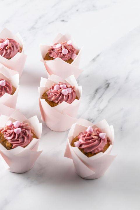 Demonstration video<span>Raspberry & White Chocolate Muffins</span>