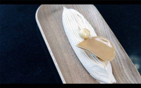 Demonstration video<span>Pastel individual de caramelo y almendras</span>