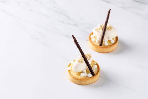 Demonstration video<span>White Chocolate Lemon Ganache Tart</span>