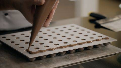 Demonstration video<span>Bailey's Truffle Shell Ganache</span>