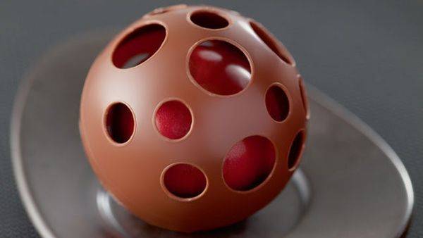 Milk Chocolate sphere