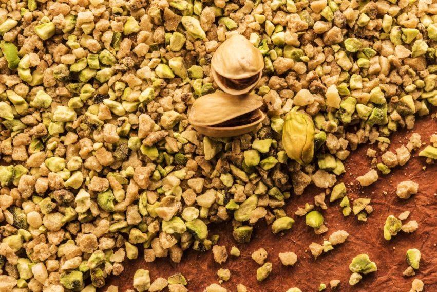 Pistachio Crocant 50/50 2-4mm | La Morella Nuts