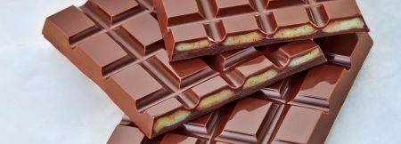 Dark chocolate and lime bar