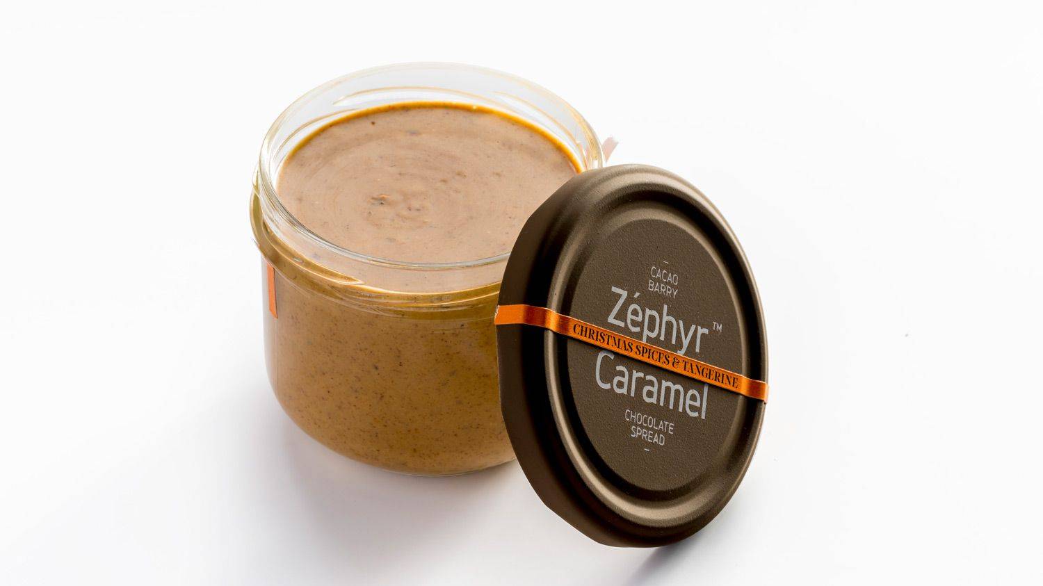 no.0037 桃凍とマルベリーのパヴェ Cream spread with spices and Zéphyr™ Caramel | cacao-barry.com