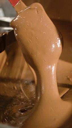 The chocolate was overcrystallised
