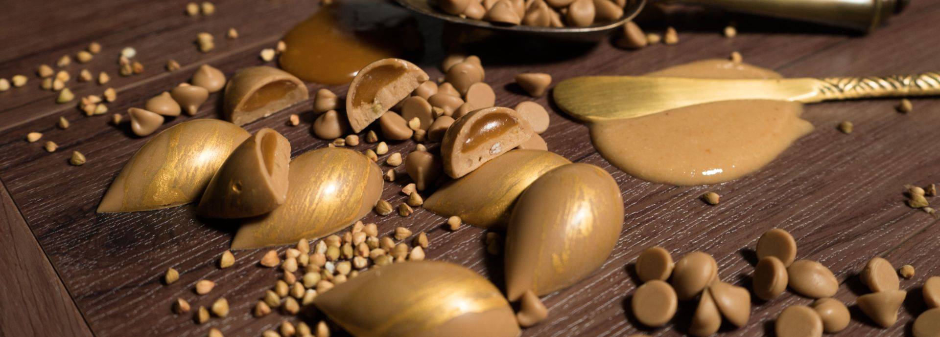 Golden macadamia, caramel & buckwheat praline