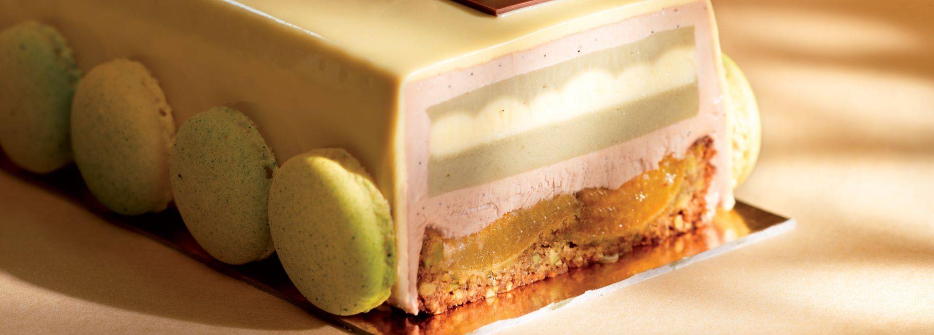 Pistachio, apricot and lemon pastry