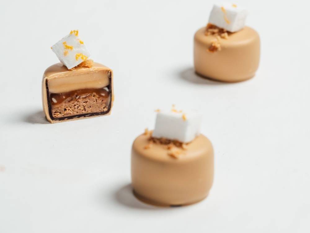 Lemon, Sweet Clover and Gold Bonbon