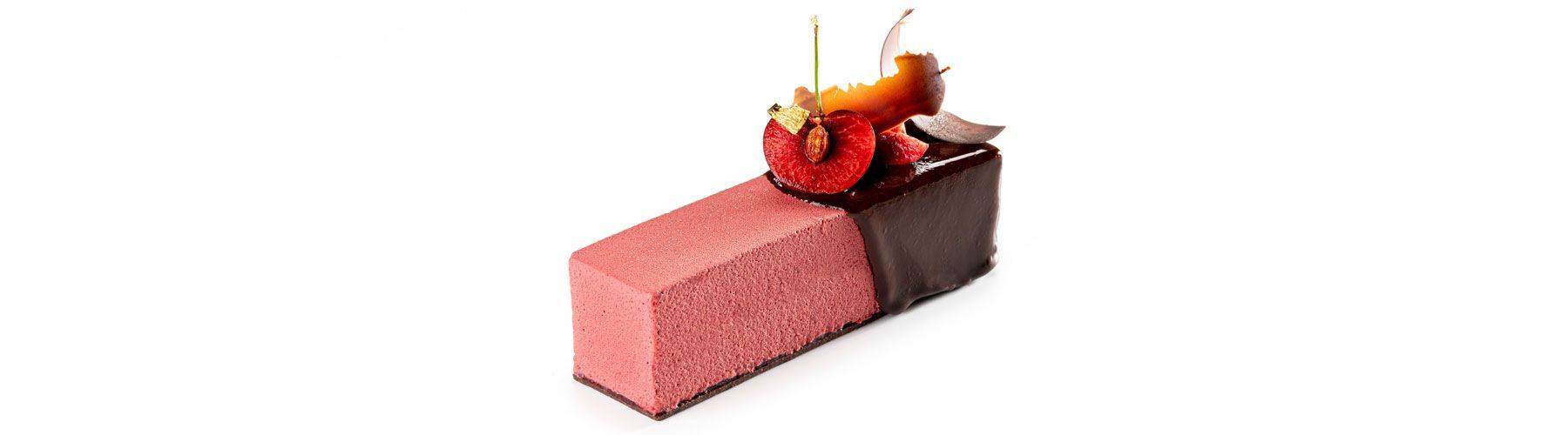 Lingote de chocolate y cereza negra