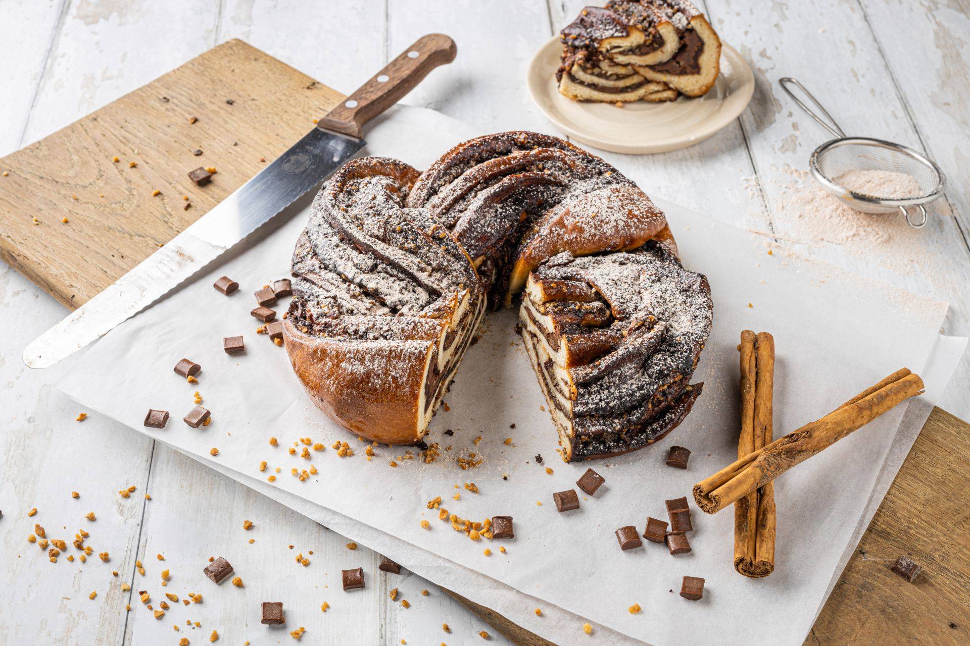 Chocolate and Cinnamon Swirl Ring