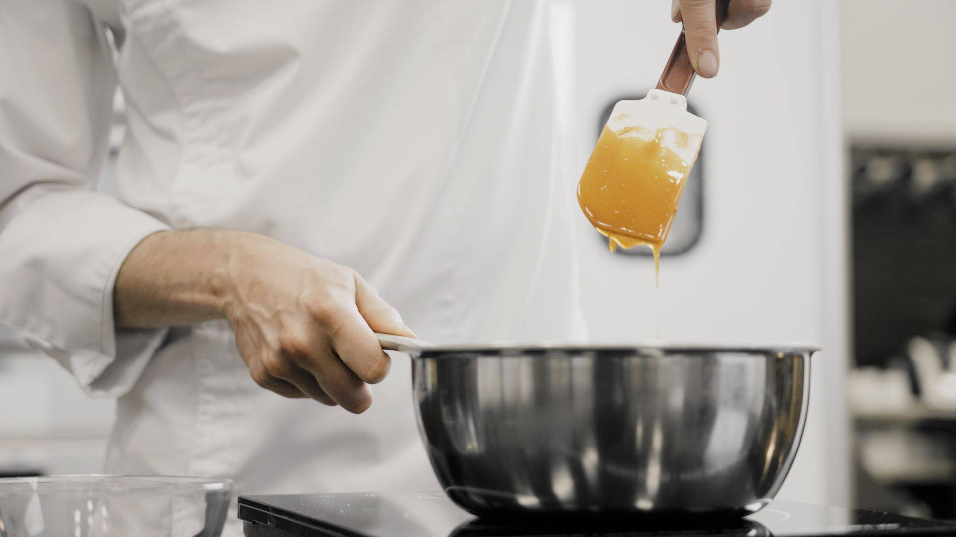 How to Prepare a Dry Caramel