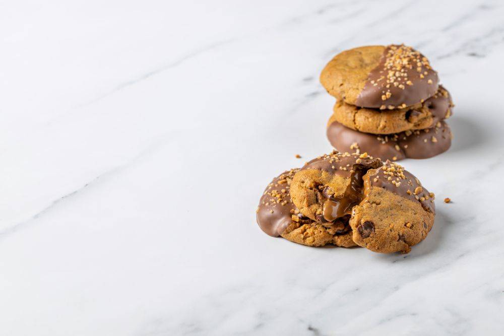 Praline Filled Cookie