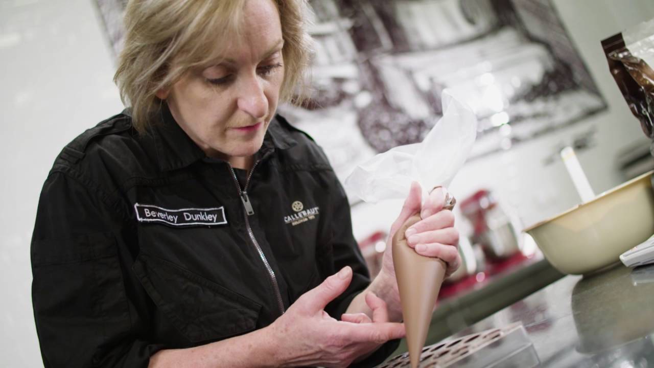 How to fill moulded chocolates