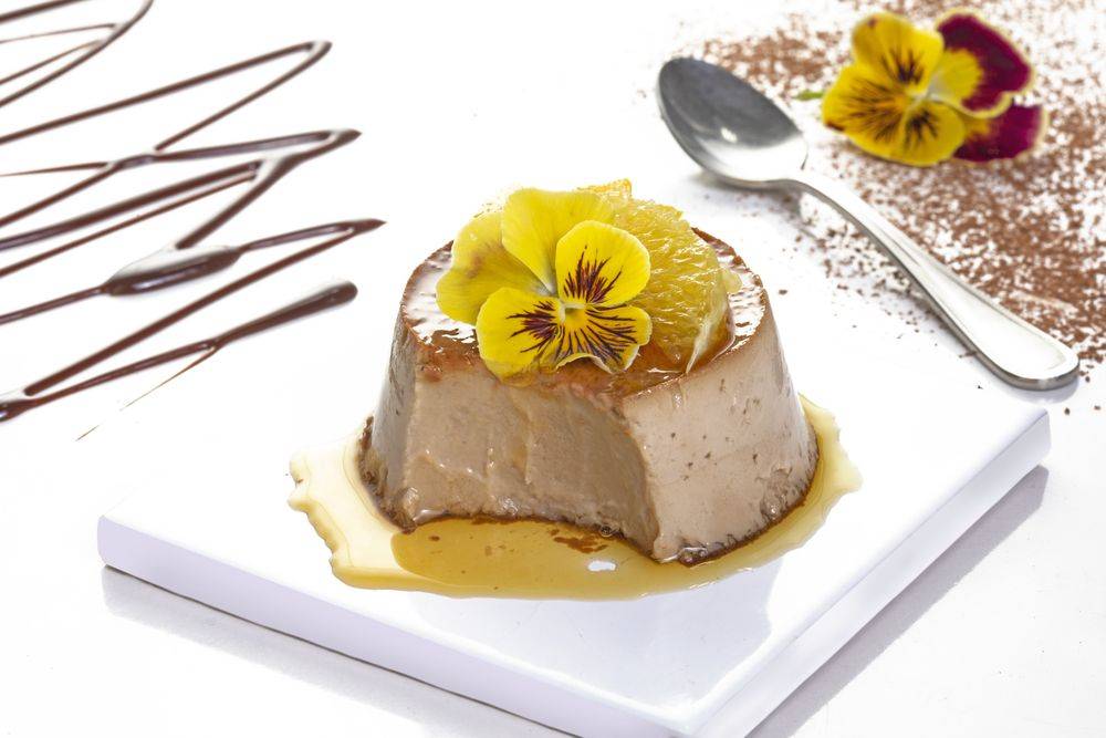 Crème Caramel de Gianduia e Frutas Amarelas