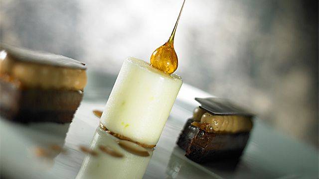 Ganache à la coriandre torréfiée, sorbet pomme verte