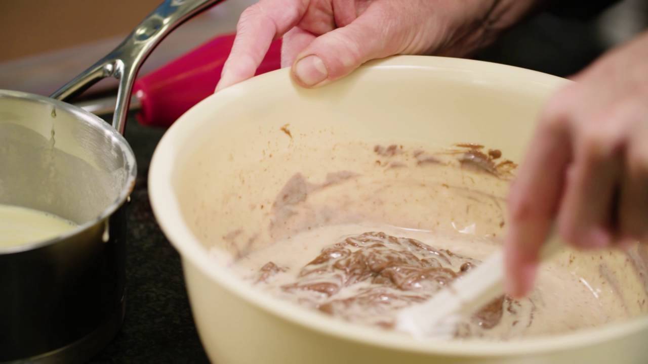 How to make fillings for hand-dipped chocolates