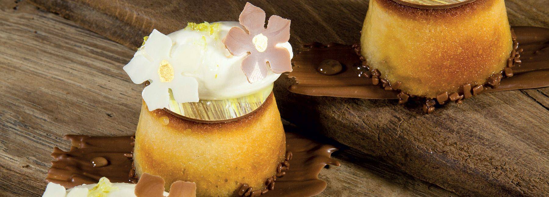 Yeast batter cake cocoa liqueur