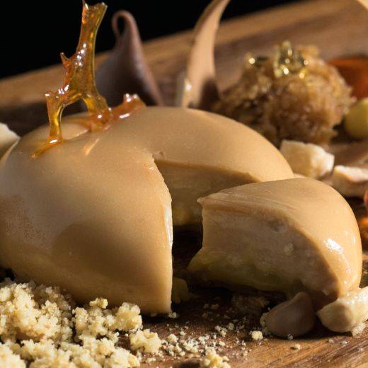 GOLD DIGGER – PLATED DESSERT PETIT ENTREMET