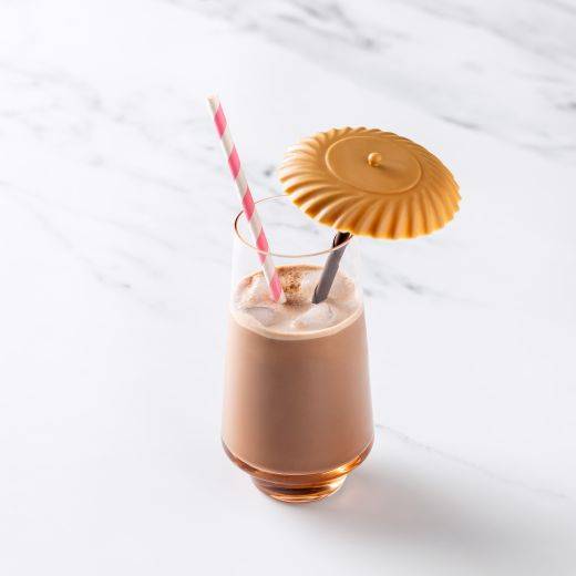 Demonstration video<span>Spiced Gold Chocolate Cocktail</span>