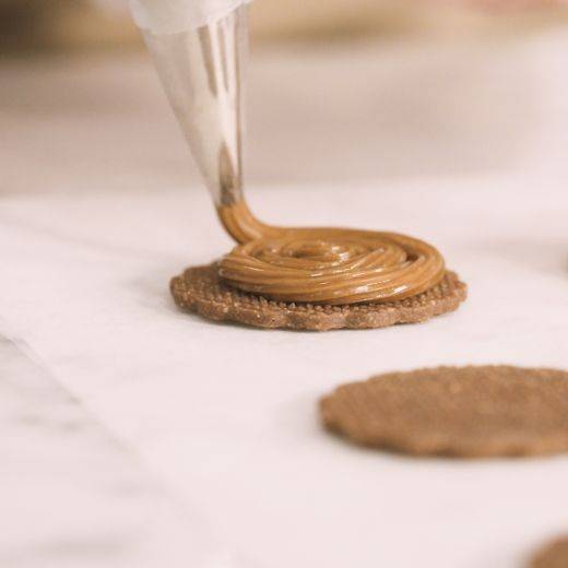 Demonstration video<span>Coffee Caramel Honey Bites</span>