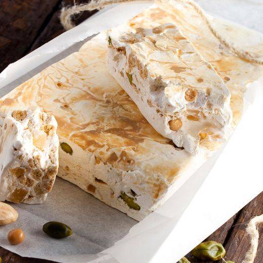 Crispearls and ginger nougat