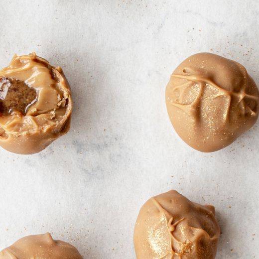 GOLD CHOCOLATE TRUFFLES WITH PECAN PRALINE