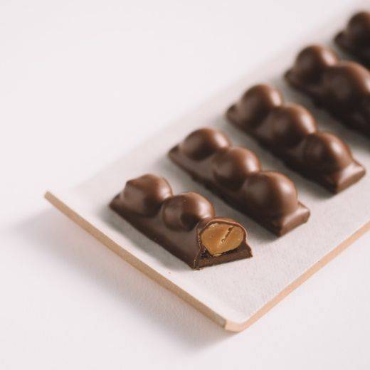 Demonstration video<span>The Three Brothers Enrobed Bonbons</span>