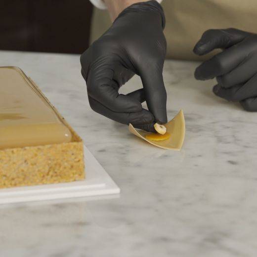 Demonstration video<span>Caramel Dream Petits Gâteaux</span>