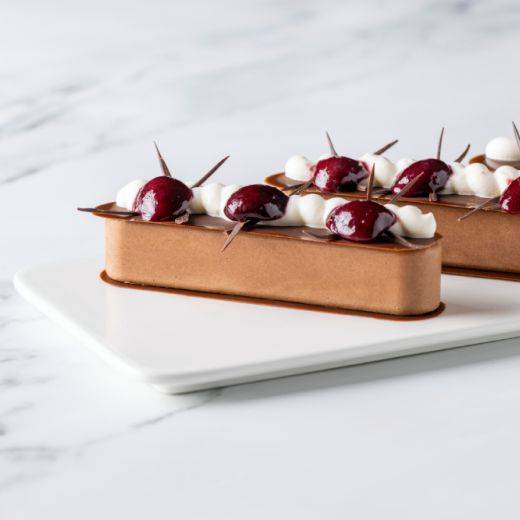 Demonstration video<span>Vegan Dark Chocolate & Cherry Cheesecake</span>
