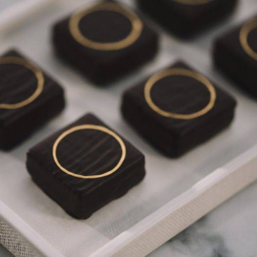 Demonstration video<span>Cherry and Pistachio Enrobed Bonbons</span>