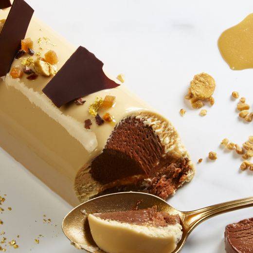 Xmas yule log with chocolate parfait